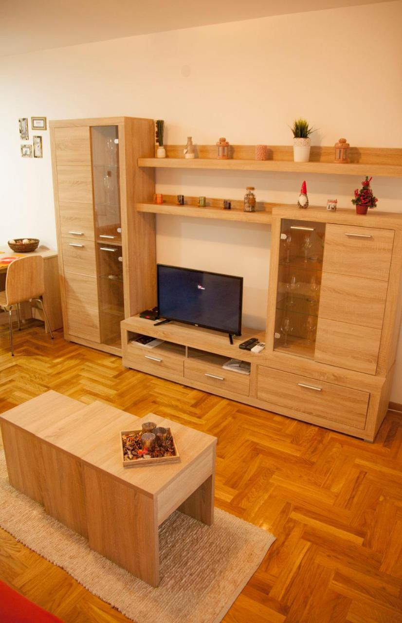 Apartment Vas Raj Novi Sad Eksteriør billede